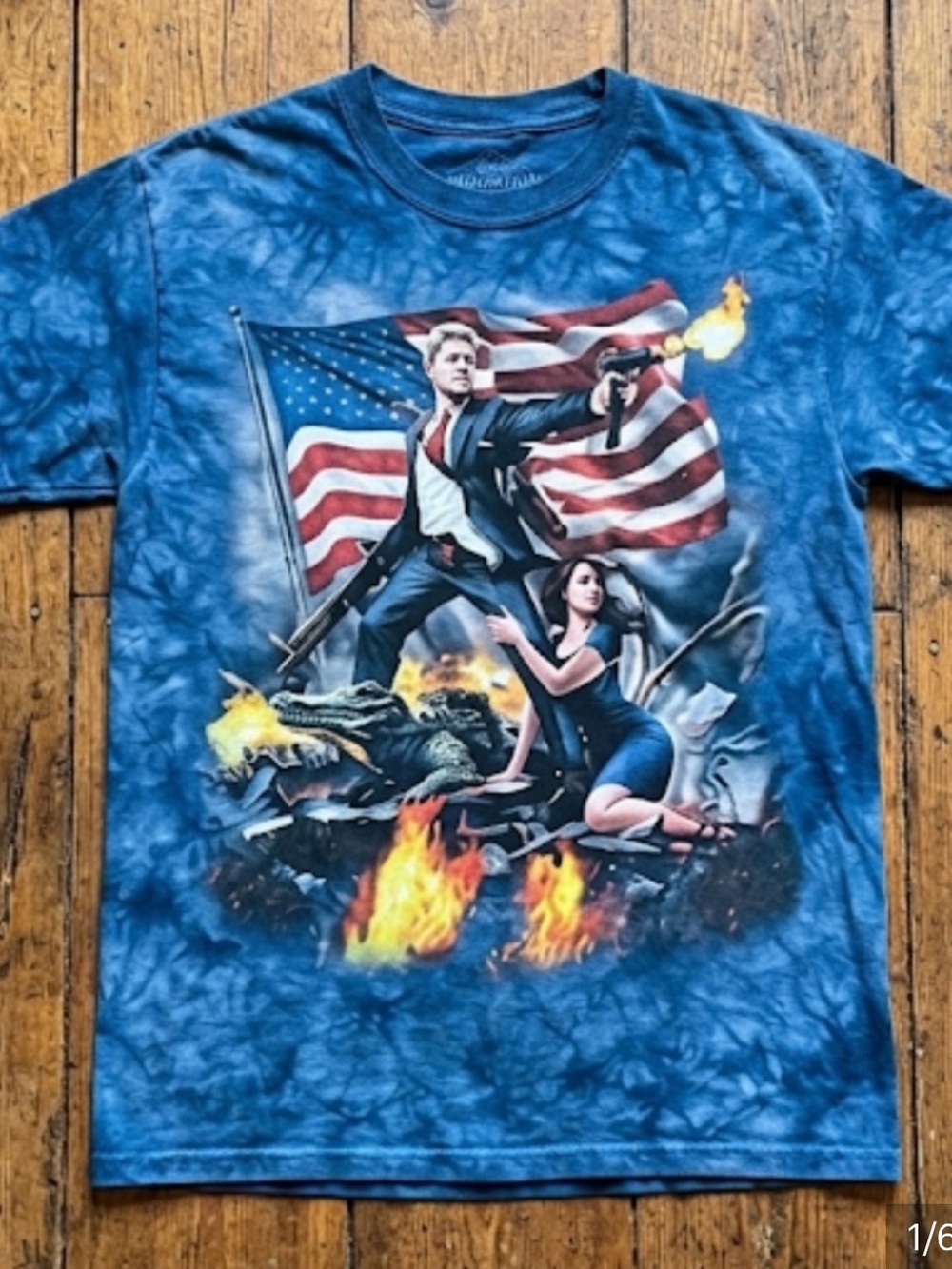 Rare The Mountain Patriotic Blue Graphic Tee Bill Clinton
